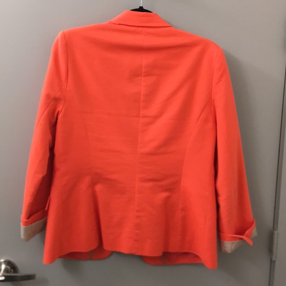 Vince Camuto - Picture 3 of 4